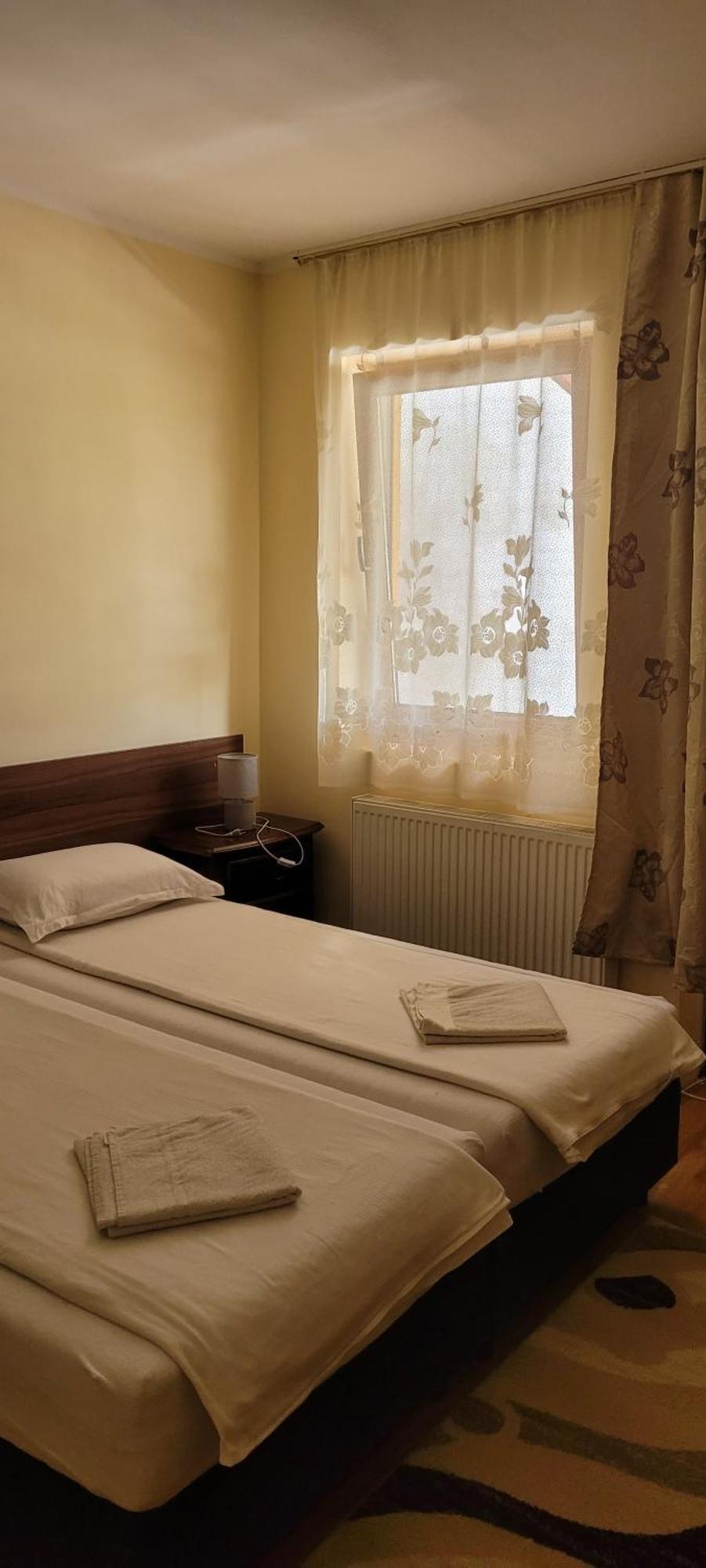 Vila Korona Satu Mare Room photo